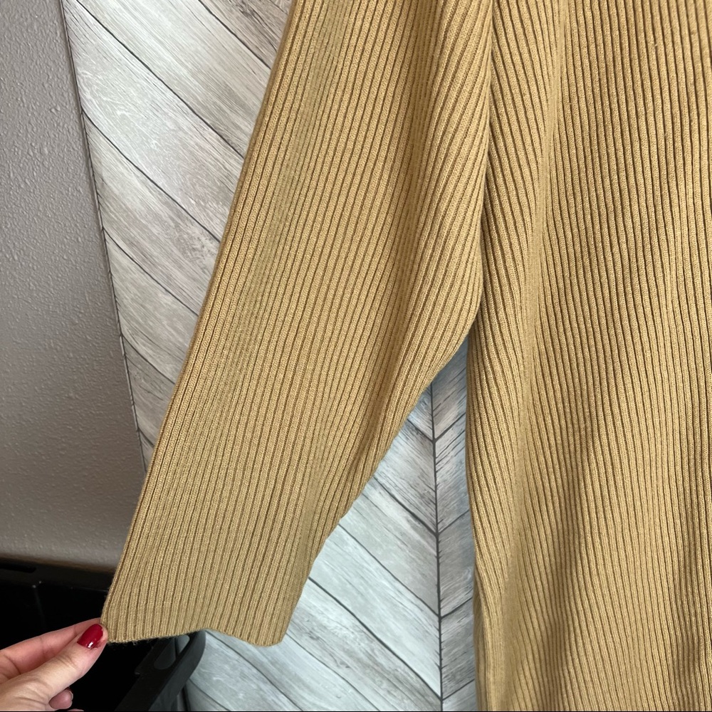 Venezia Camel Button-Up Cardigan - Picture 4 of 10